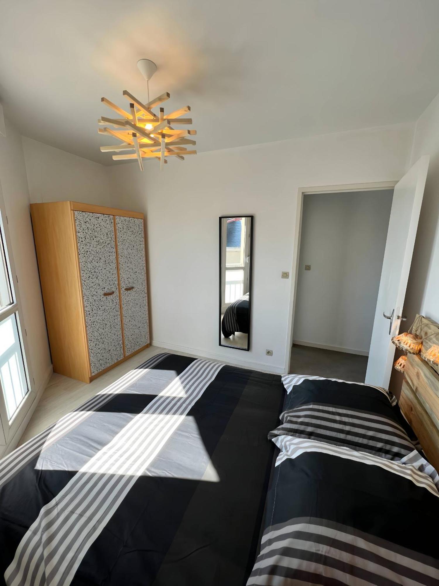 Apartament L'Univers - Wifi - Tram - Reve Au Mans Le Mans Zewnętrze zdjęcie